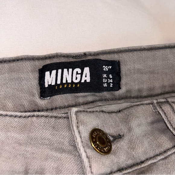 MINGA LONDON Kat Washed Grey Denim Y2K Mini Skirt - Picture 4 of 5